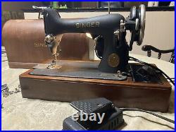 AG Model Singer Sewing Machine with Wooden Case 1941