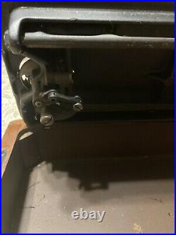 AG Model Singer Sewing Machine with Wooden Case 1941