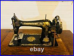 Antique 1910 Singer class127 Sphinx Treadle Sewing Machine Model F 2293590