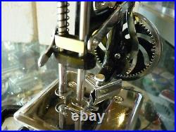 Antique Vintage Singer Mini K-20 Toy Small Child Sewing Machine In Box Au Stock
