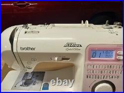 BROTHER (NS40) Innov-is 40 Project Runway Edition Computerized Sewing Machine