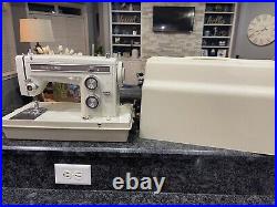 Beautiful Vintage Sears Kenmore 158.17200 Sewing Machine Nearly Perfect Machine