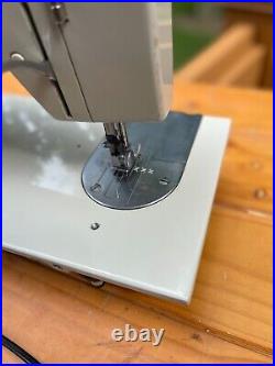 Beautiful Vintage Sears Kenmore 158.17300 Sewing Machine Nearly Perfect Machine