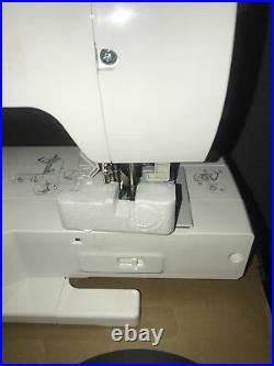 Brother Innov-is NV950D Computer Disney Sewing & Embroidery Machine