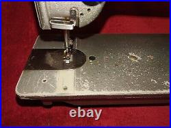 Consew 206rb-1 Industrial Sewing Machine Vintage Please Read