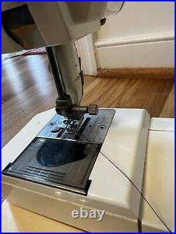 Elna 9000 Computer Sewing Machine Swiss Made w Pedal Case and Manual