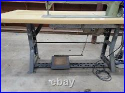 Glenn's Long Arm Sewing/Quilting Machine and Table