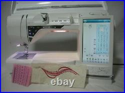 Husqvarna Viking Designer Diamond DeLuxe Sewing/Embroidery Machine