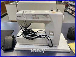 Kenmore Sewing Machine 385.15516000 With Foot Pedal And Case