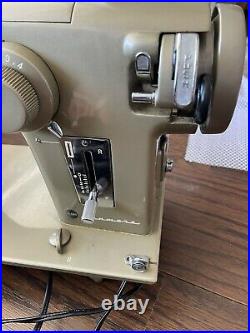 Leather And Canvas Sewing Machine. Totally Refurbished. 30 Days Guarantee. V4