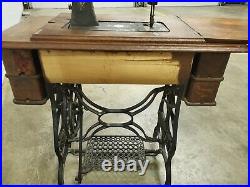 New Goodrich No 1 Pat 1893 Treadle Sewing Machine Quarter Sawn Oak Cast Iron e4