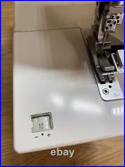 PFAFF Coverlock Serger 4872 Sewing Machine Untested