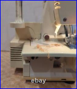 RARE, SINGER Sewing Machine ultralock 14U34