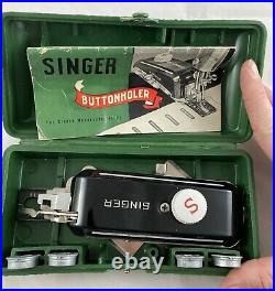 SEWING MACHINE SINGER FEATHERWEIGHT 221-1 Series AH 1947 Excellent One Owner