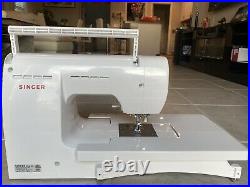 SINGER 9960 Sewing and Quilting Machine With Accessories Kit, Extention Table