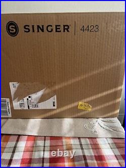 SINGER Heavy Duty 4423 Sewing Machine Brand New
