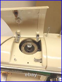 Sears Kenmore 158.18032 Sewing Machine Solid State with Original Case & Pedal RARE