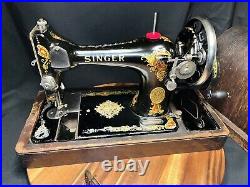 Singer 128 La Vencedora Hand Crank Sewing Machine