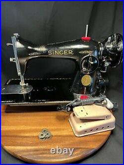 Singer 15-91 Sewing Machine
