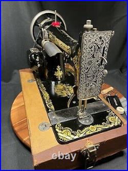 Singer 27-4 Sphinx Sewing Machine