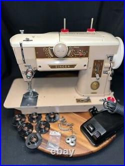 Singer 401a Sewing Machine