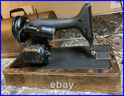 Singer Model 99 Sewing Machine 1942 Vintage + Case Accessories Works Pre-owned