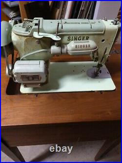 Singer Sewing Machine 319w With Cabinent Vintage In Great Condition
