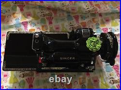 Singer Sewing Machine Featherweight 222k Red S