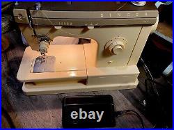 Singer Sewing Machine Made In Italy Works Great. Machine Number 7102