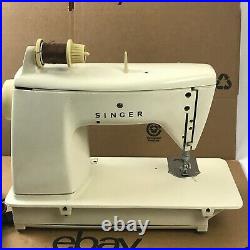Singer Touch-N-Sew ZigZag 636 Sewing Machine with Pedal