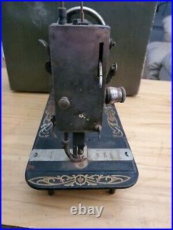 The Davis Sewing Machine Vertical Feed Antique Sewing Machine