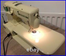 Vintage Bernina Record 530-2 Multi-Stitch Decorative Sewing Machine