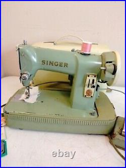 Vintage Green Singer Sewing Machine 185K Tested and Works