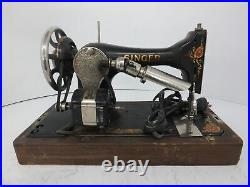 Vintage Singer Bentwood Case Sewing Machine Model 128