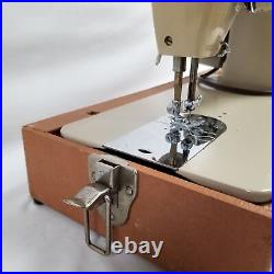 Vintage Singer Model 237 Fashion Mate Sewing Machine With Case & Foot Pedal TESTED
