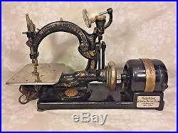 Vintage Willcox and Gibbs Sewing Machine with Foot Floor Control & Carrying Case