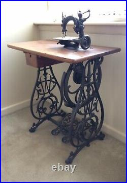 Willcox & Gibbs Antique Sewing Machine With Table